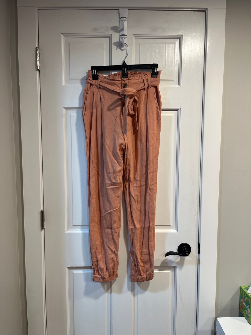 American Eagle Linen Blend Paperbag Pants in Pink Size Medium